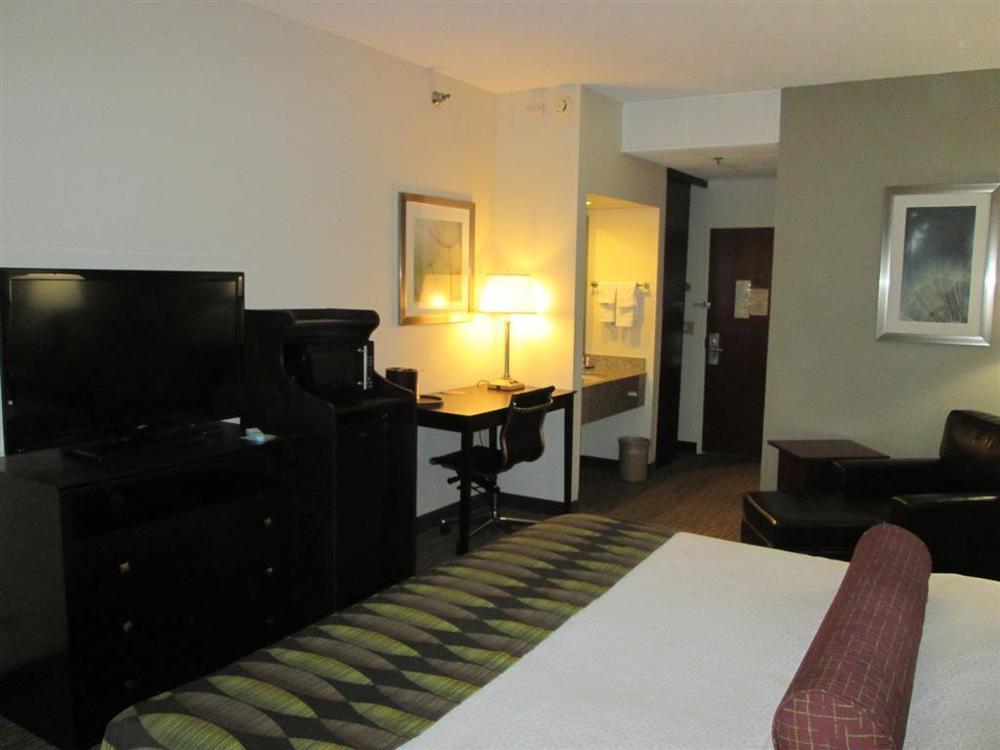 Best Western Plus O'Hare International South Hotel Franklin Park Værelse billede